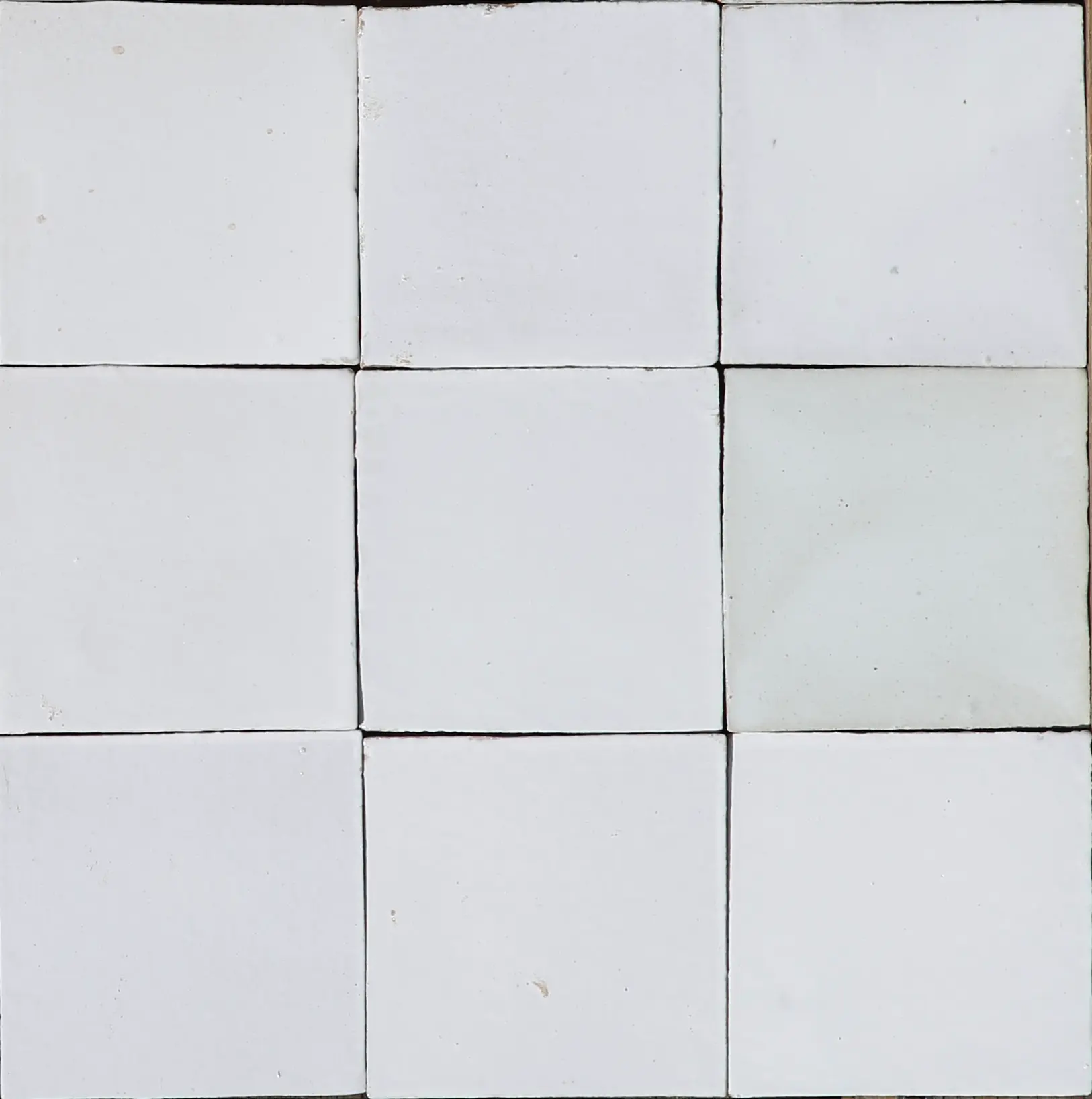 IZU Pure White
