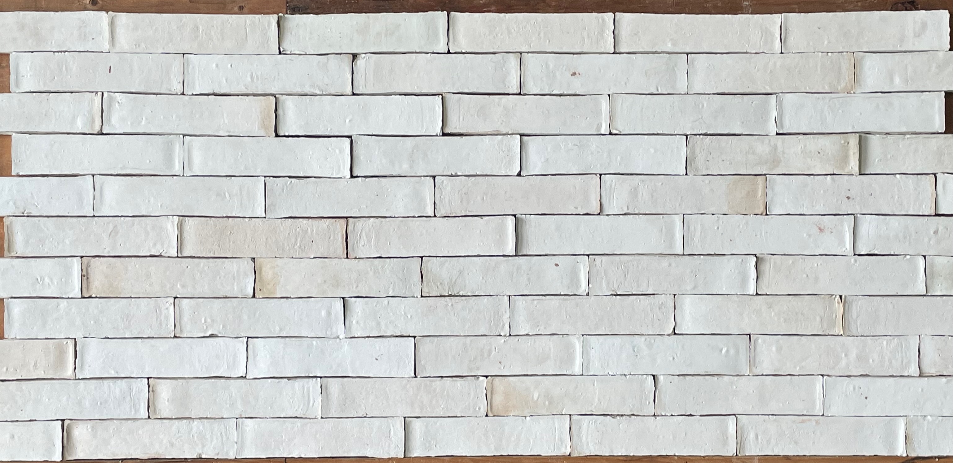 Terracotta Artesanal- White